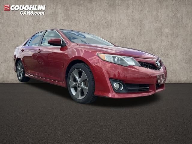 2012 Toyota Camry L — photo 1 of 13