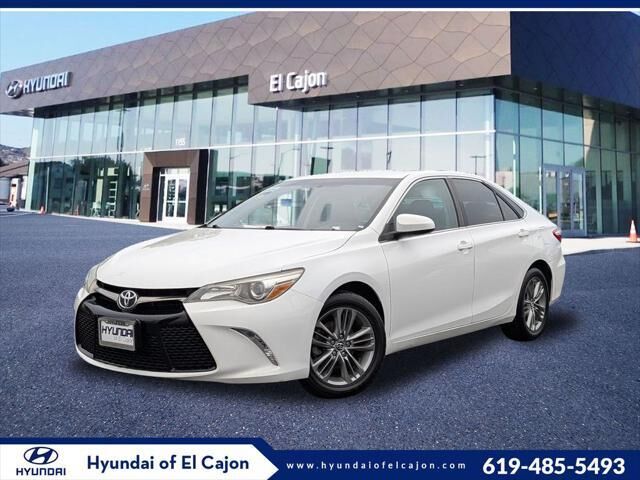 2015 Toyota Camry SE