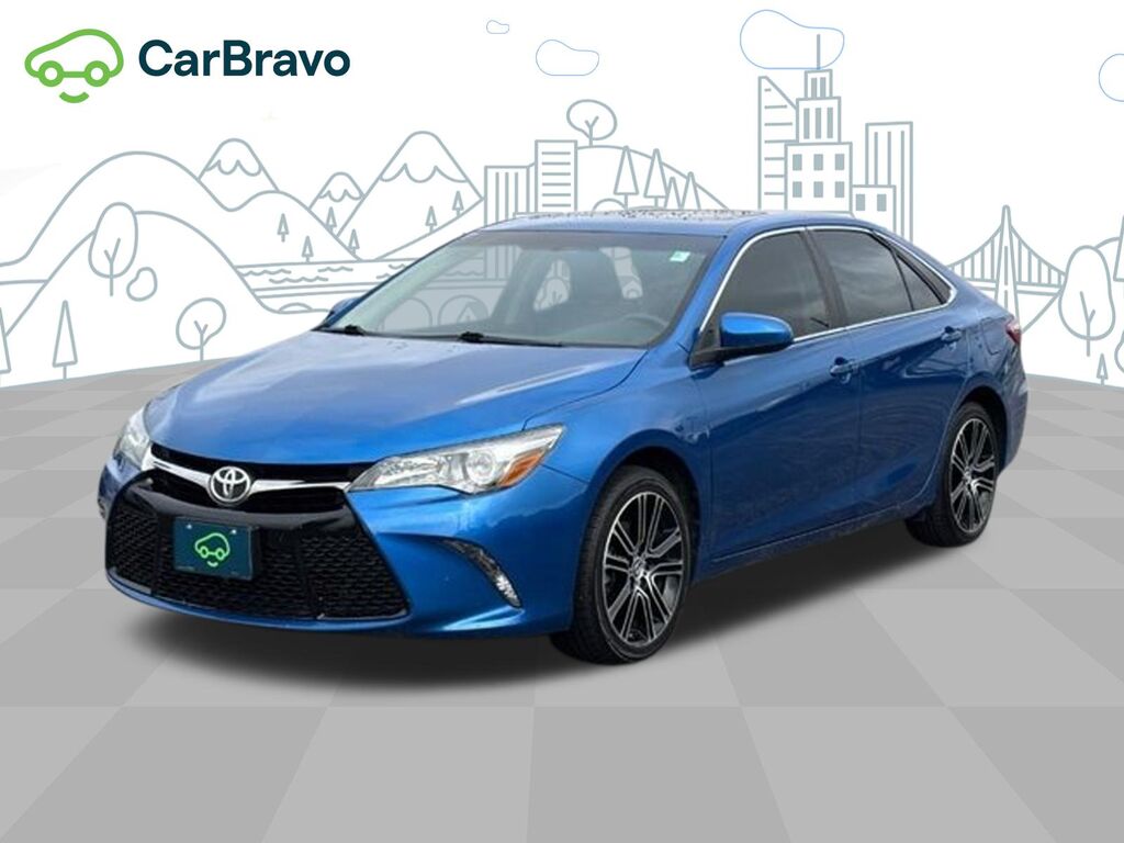 2016 Toyota Camry XLE — photo 1 of 7