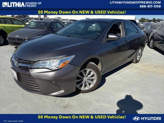 2015 Toyota Camry LE — photo 1 of 13