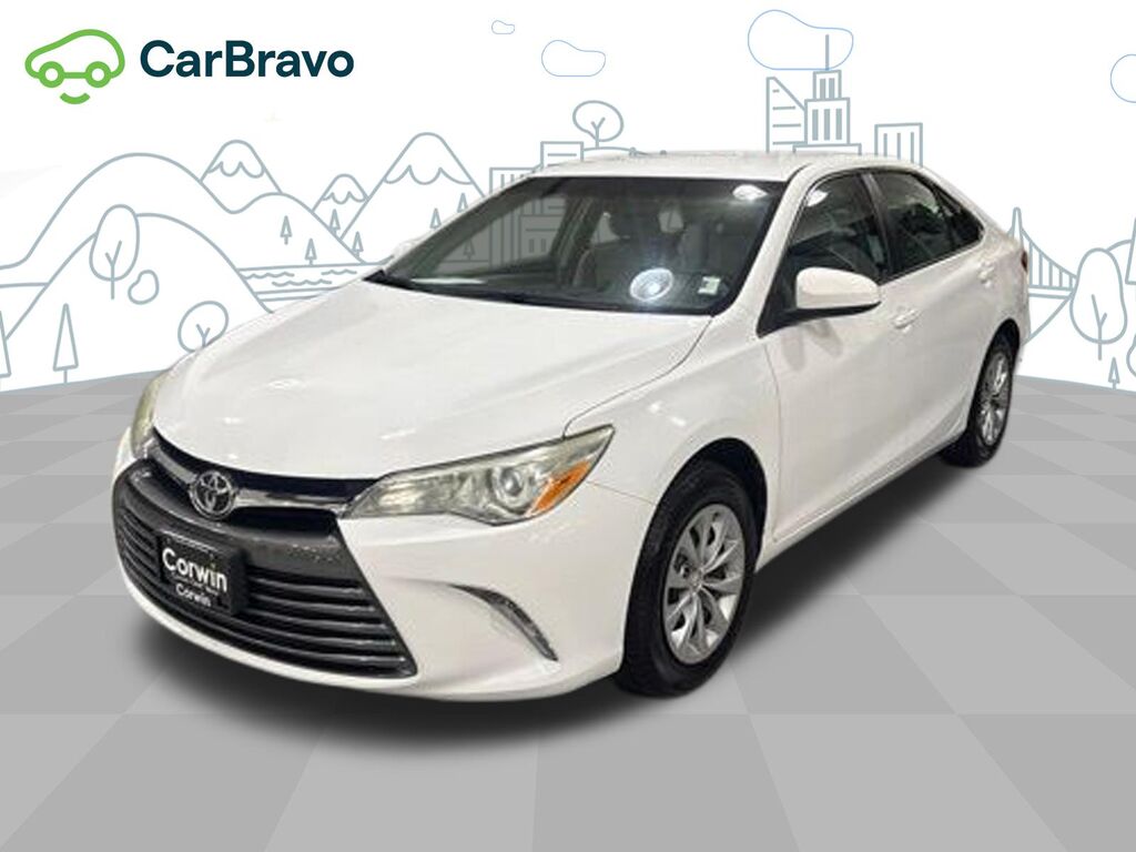 2017 Toyota Camry LE — photo 1 of 7