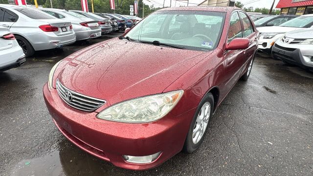 2005 Toyota Camry LE
