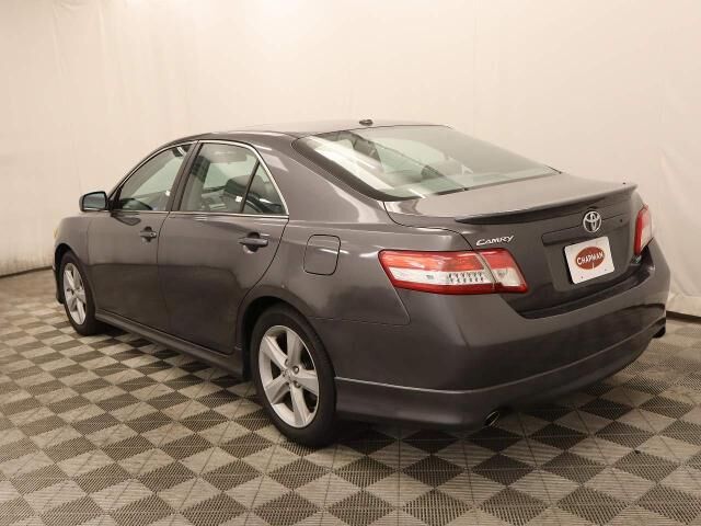 2010 Toyota Camry SE — photo 1 of 13