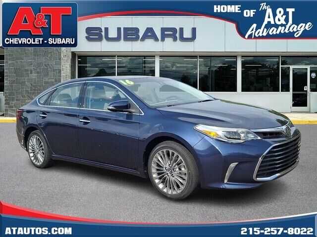 2016 Toyota Avalon Limited — photo 1 of 13
