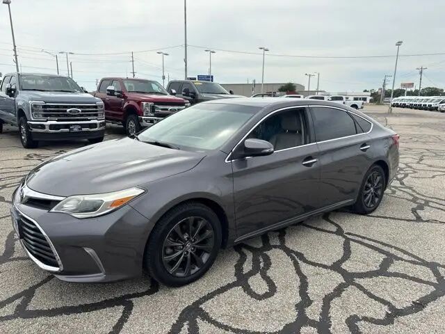 2016 Toyota Avalon XLE — photo 1 of 7