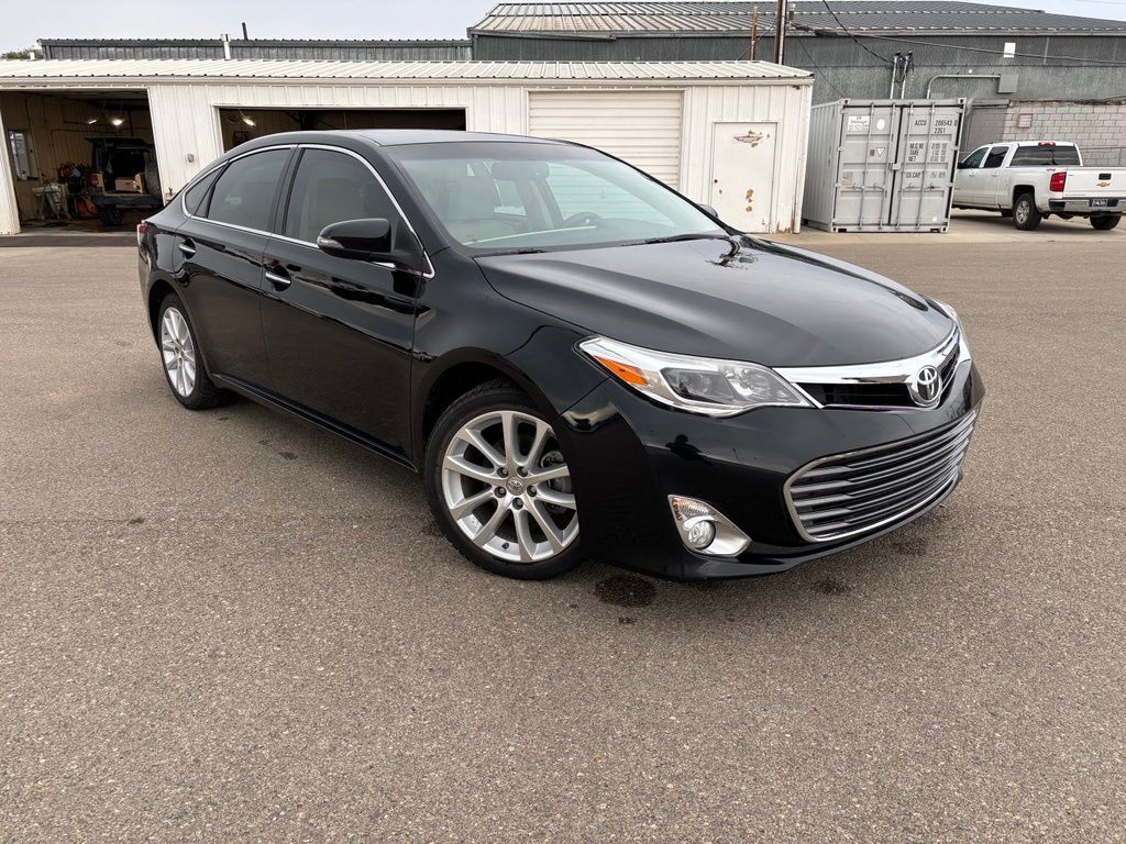 2013 Toyota Avalon XLE Touring — photo 1 of 13