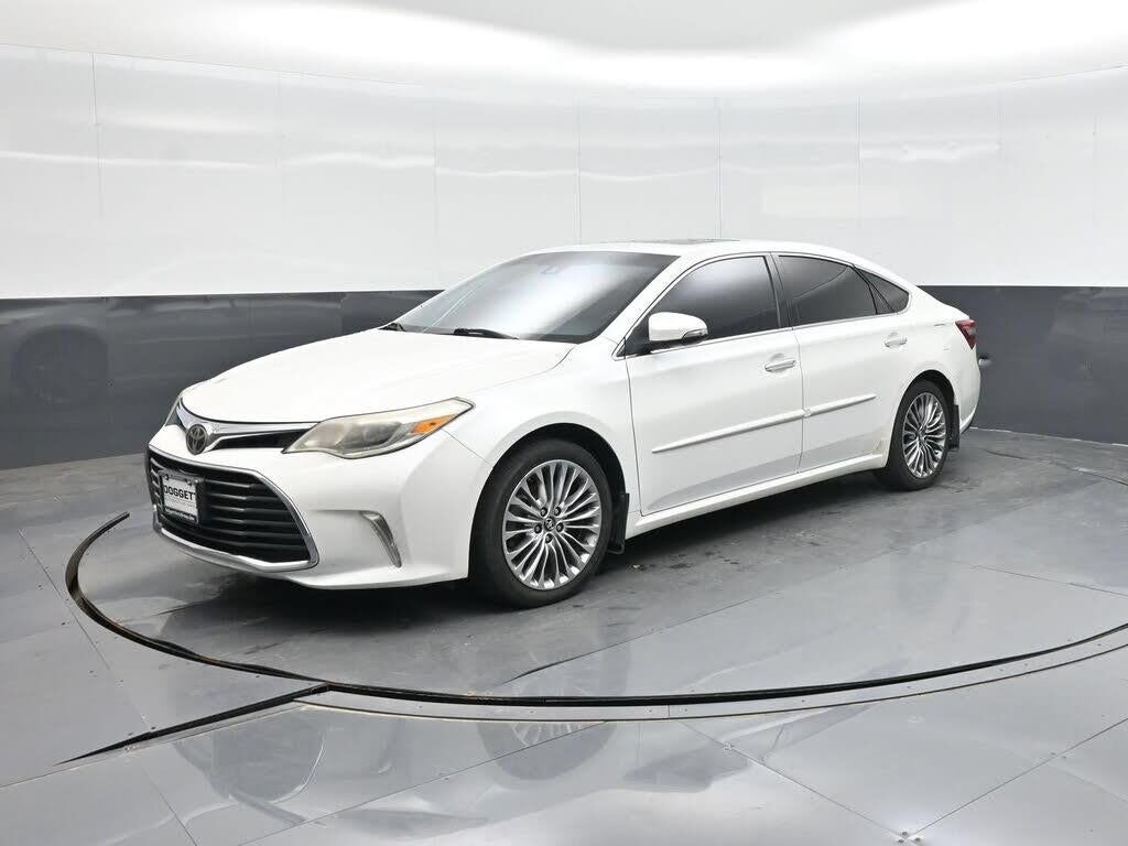 2016 Toyota Avalon Limited — photo 1 of 1