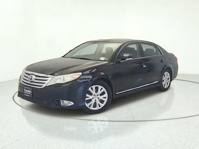 2011 Toyota Avalon Base — photo 1 of 13