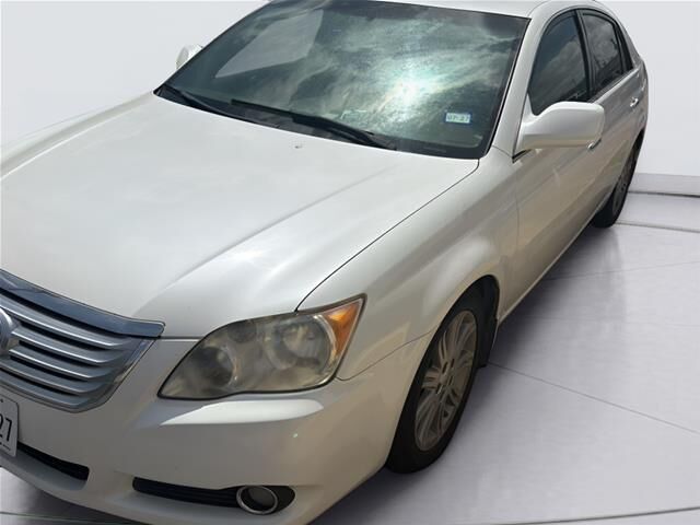 2010 Toyota Avalon XL — photo 1 of 4