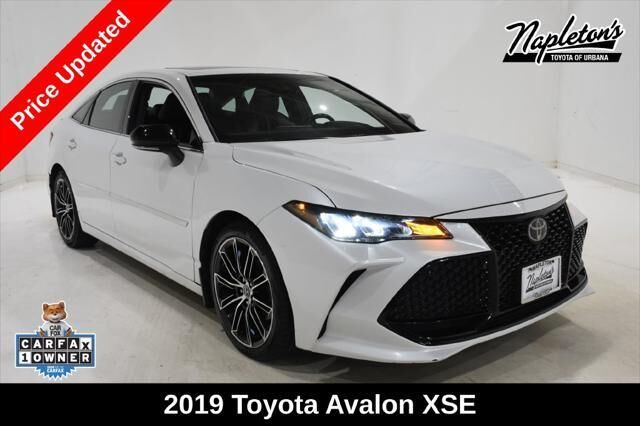 2019 Toyota Avalon XSE