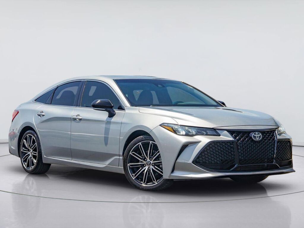 2019 Toyota Avalon XLE — photo 1 of 2