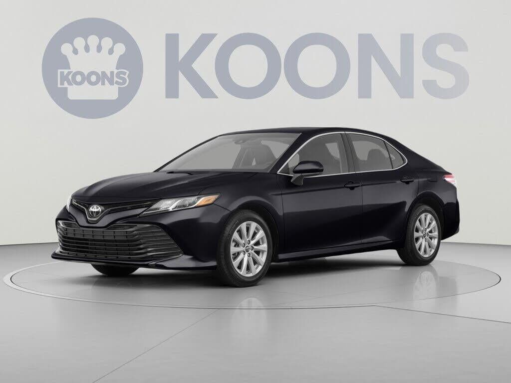 2018 Toyota Camry XLE V6 — photo 1 of 1