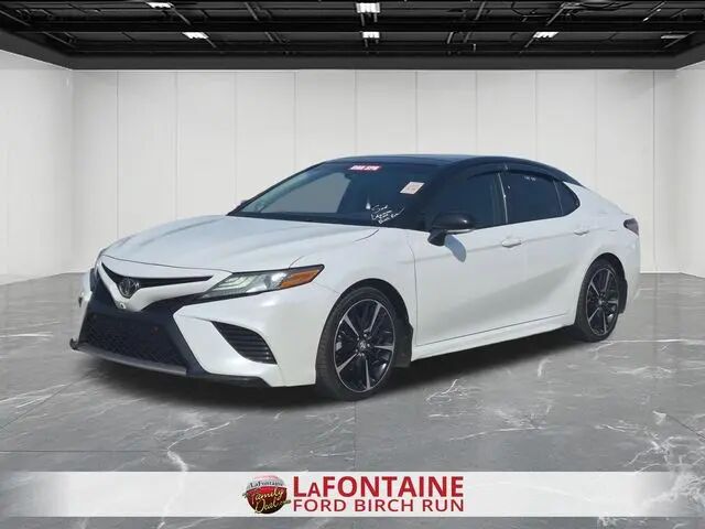 2018 Toyota Camry XLE V6 — photo 1 of 13