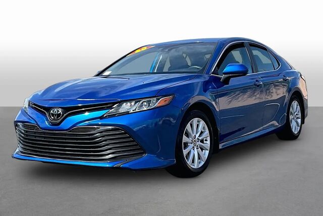 2020 Toyota Camry LE