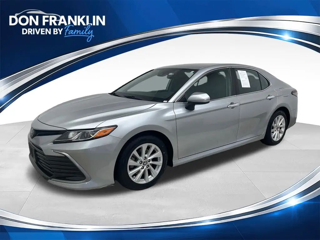 2022 Toyota Camry LE — photo 1 of 16