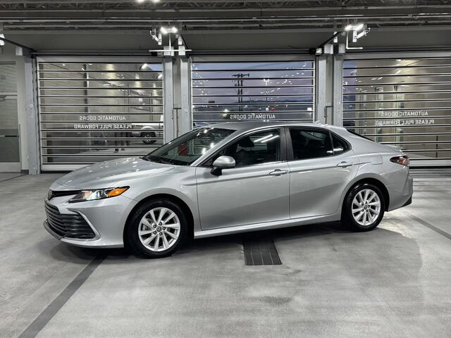 2022 Toyota Camry LE
