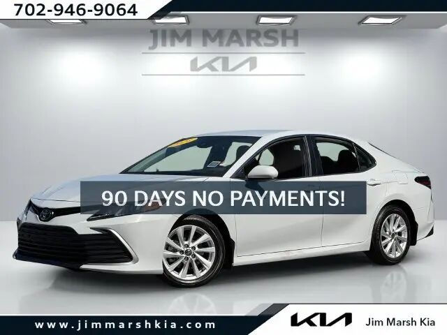 2024 Toyota Camry LE