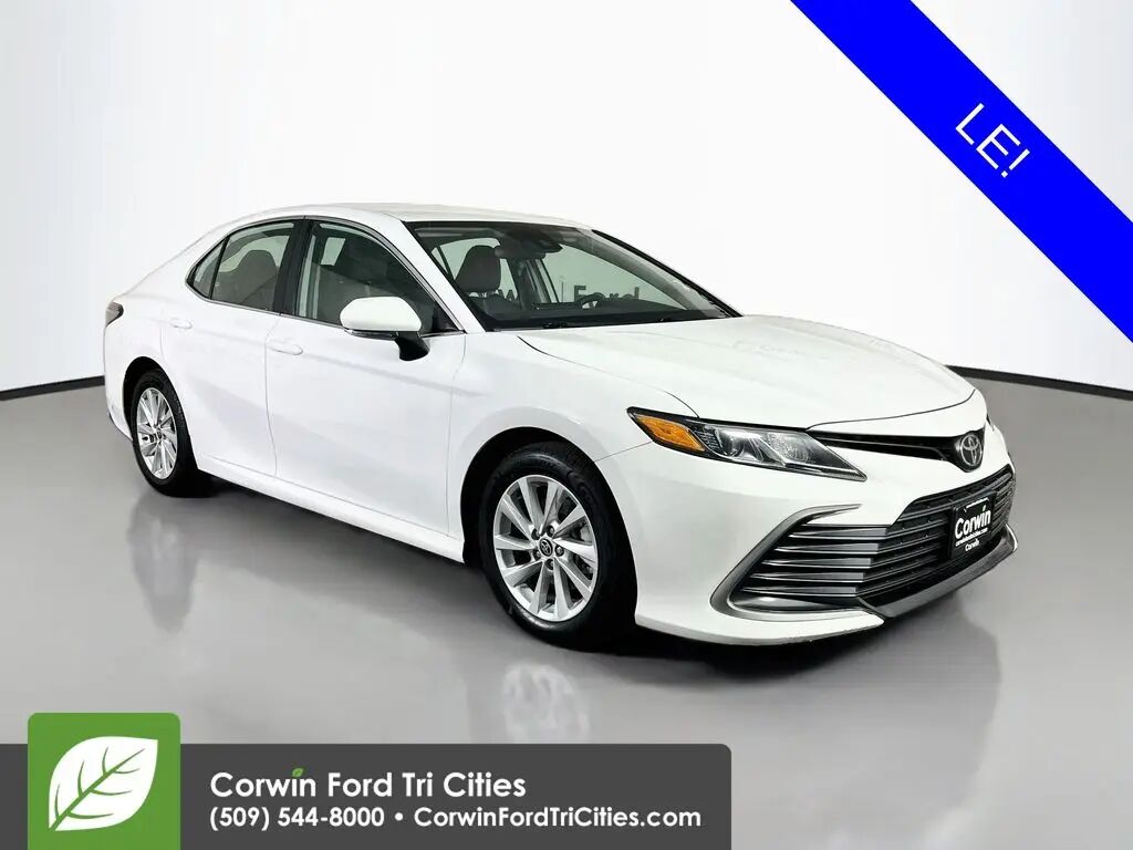 2024 Toyota Camry LE — photo 1 of 13