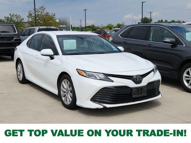 2020 Toyota Camry LE — photo 1 of 42