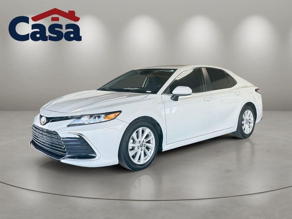 2023 Toyota Camry LE — photo 1 of 1