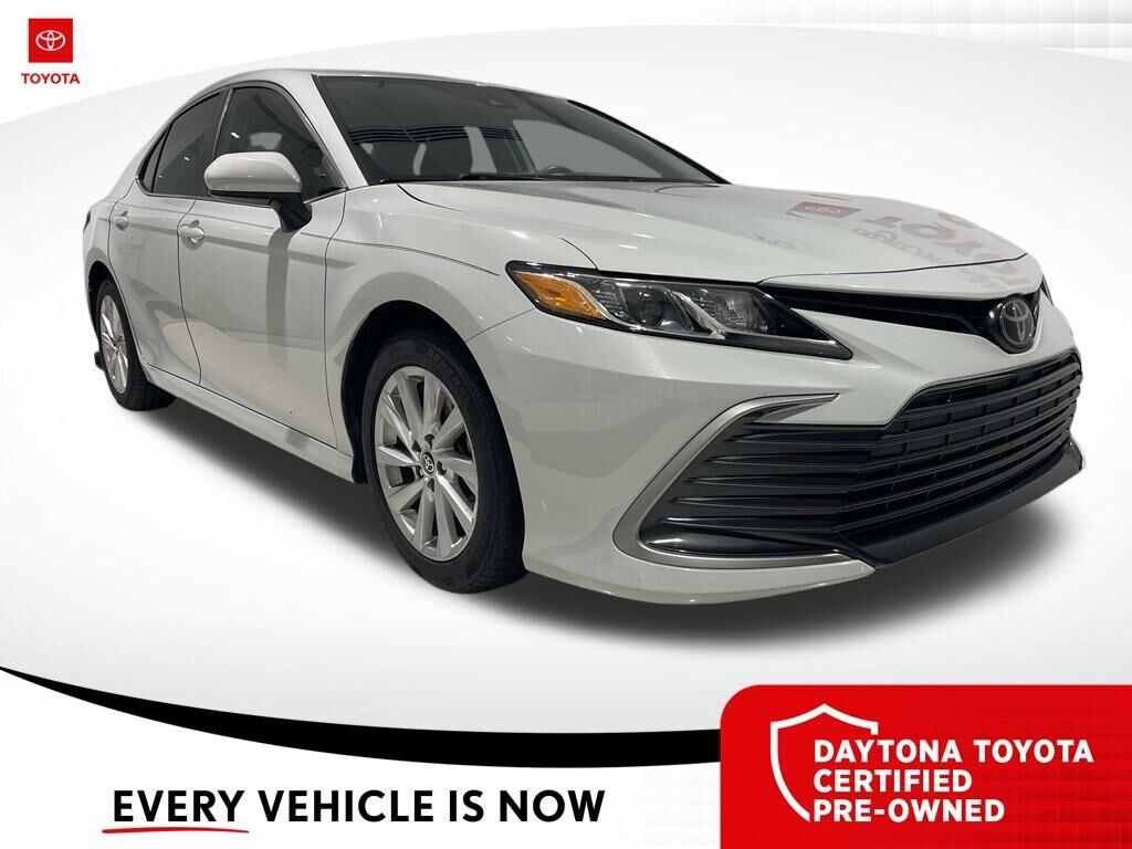 2023 Toyota Camry LE — photo 1 of 20