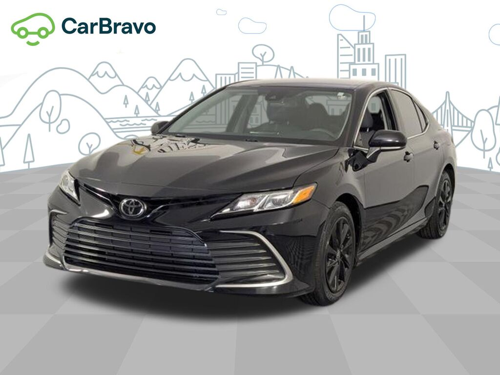 2024 Toyota Camry LE — photo 1 of 6