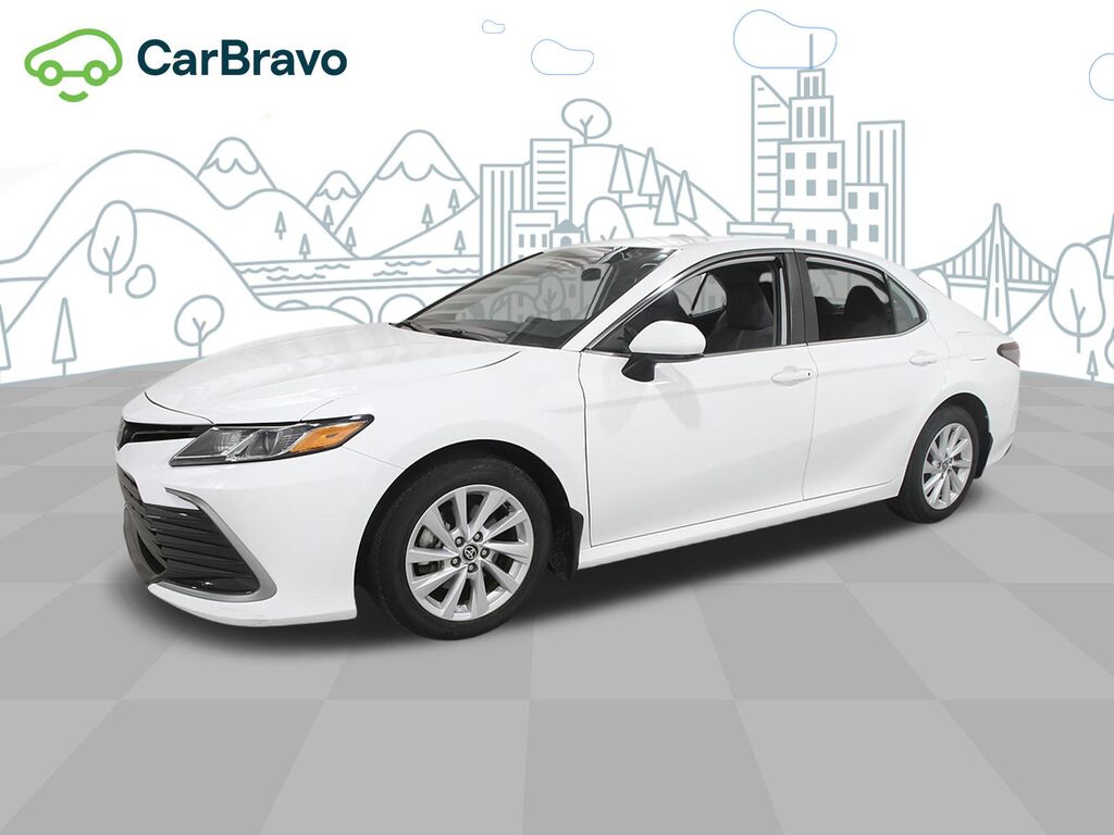 2024 Toyota Camry LE — photo 1 of 6