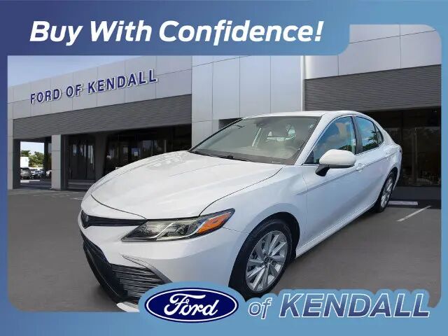 2022 Toyota Camry LE