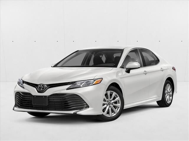 2020 Toyota Camry LE — photo 1 of 1