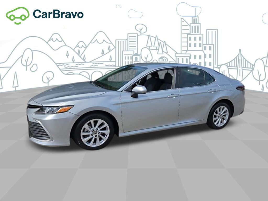 2024 Toyota Camry LE — photo 1 of 6