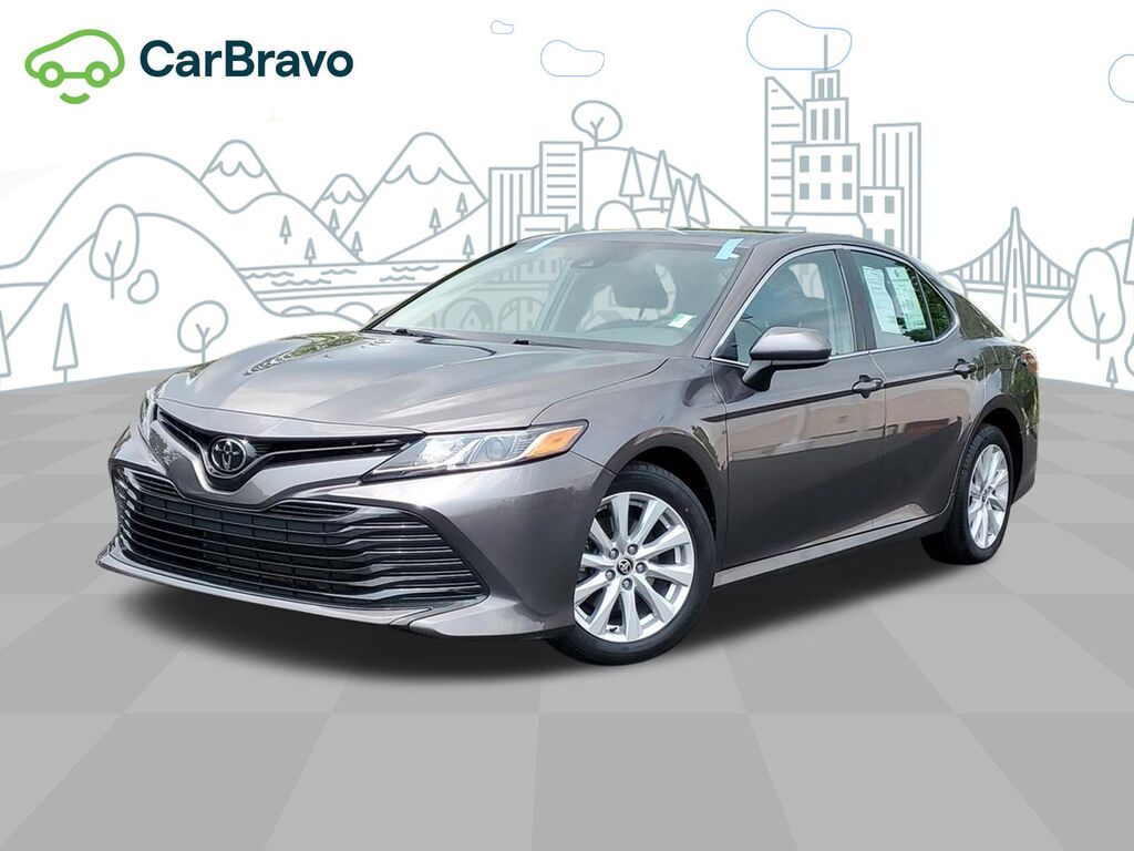 2020 Toyota Camry LE AWD — photo 1 of 7