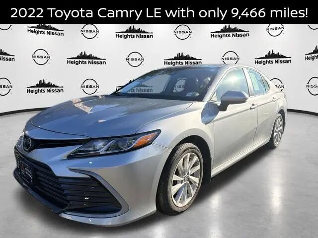 2022 Toyota Camry LE
