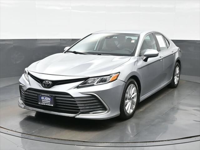 2022 Toyota Camry LE — photo 1 of 13