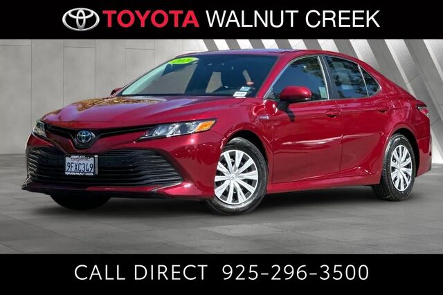 2020 Toyota Camry Hybrid LE