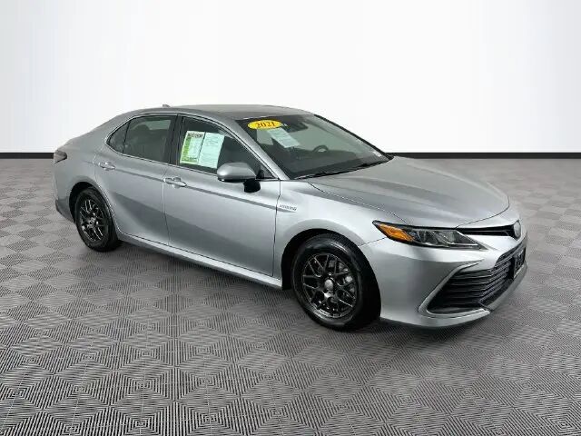 2021 Toyota Camry Hybrid LE