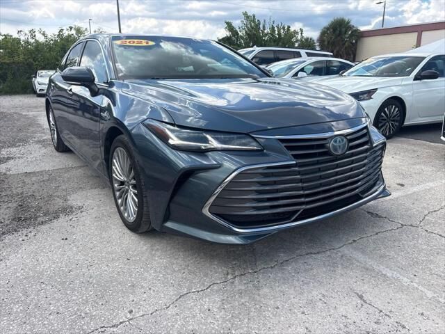 2021 Toyota Avalon Hybrid Limited — photo 1 of 13