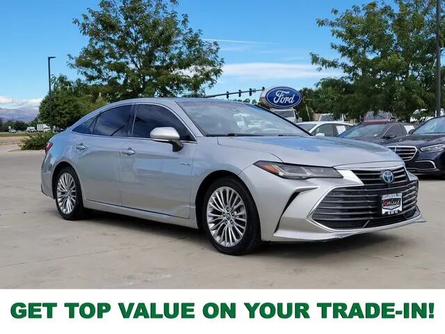 2020 Toyota Avalon Hybrid Limited — photo 1 of 45