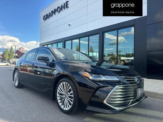 2021 Toyota Avalon Hybrid Limited — photo 1 of 39