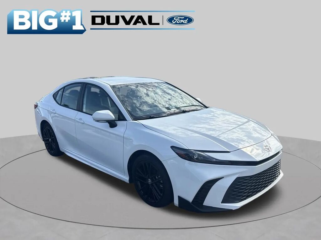 2025 Toyota Camry XSE — photo 1 of 13