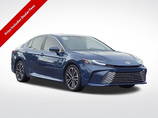 2025 Toyota Camry XLE