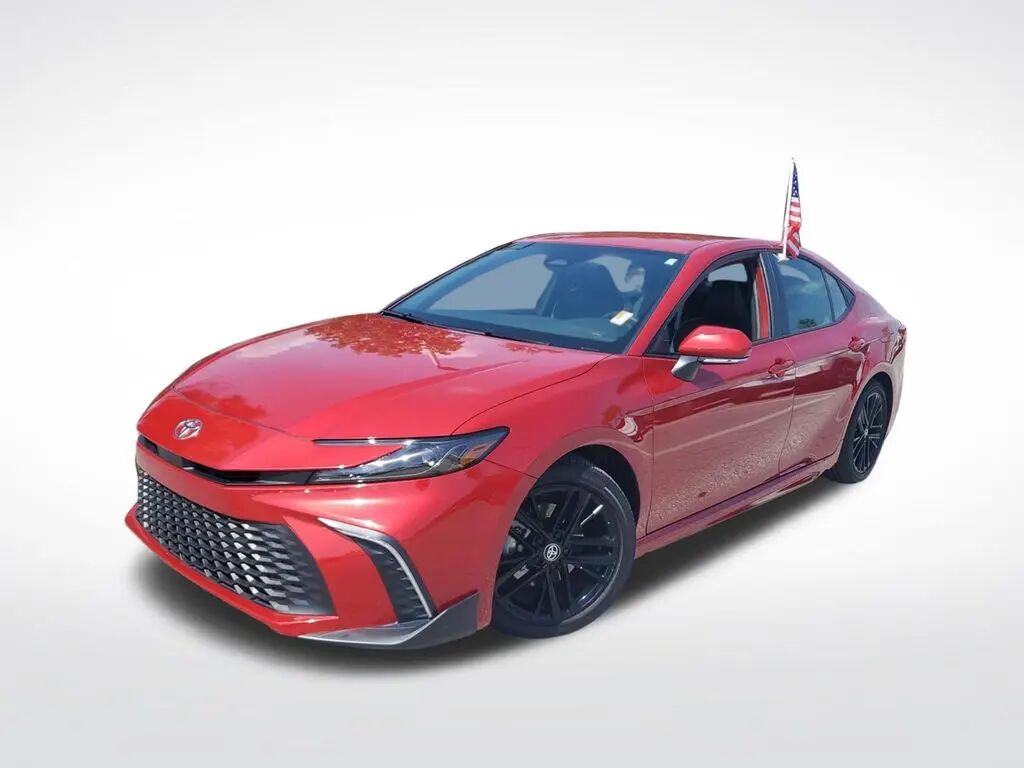 2025 Toyota Camry SE — photo 1 of 13