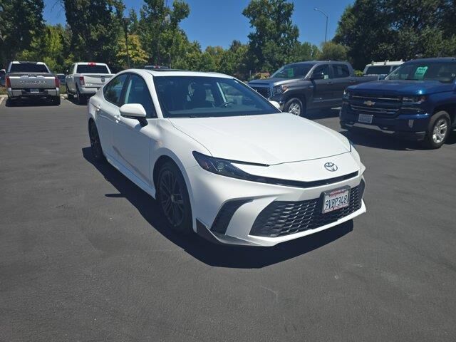 2026 Toyota Camry SE