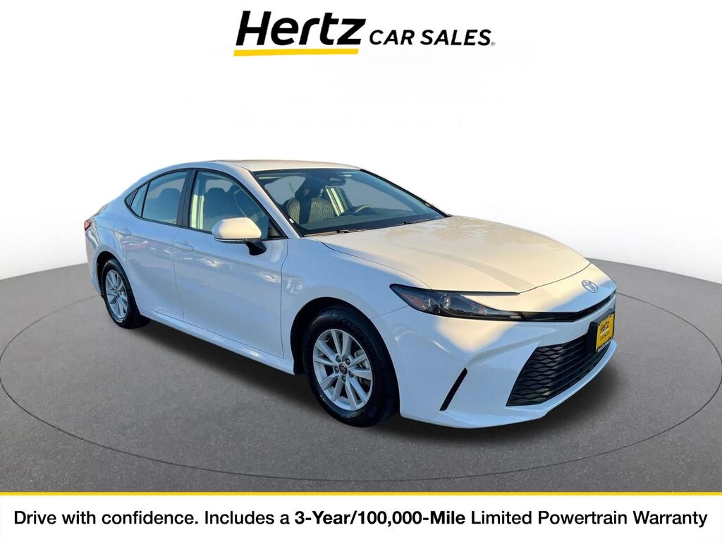 2026 Toyota Camry LE — photo 1 of 1