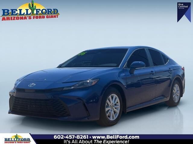 2026 Toyota Camry LE — photo 1 of 11