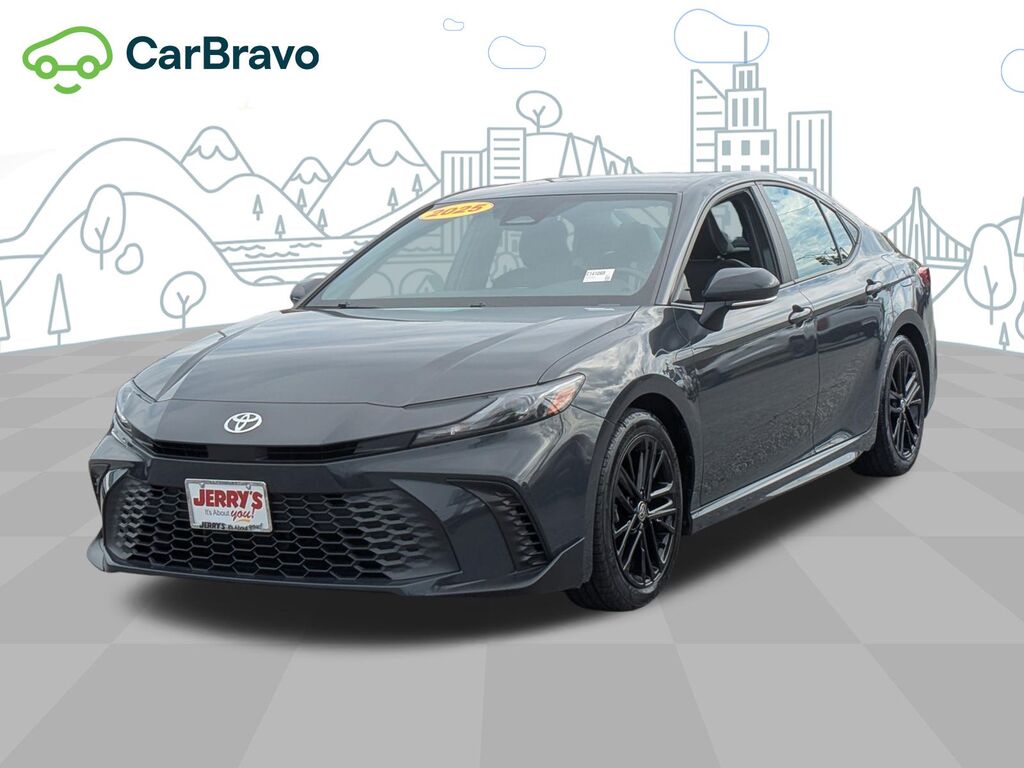 2025 Toyota Camry LE — photo 1 of 7