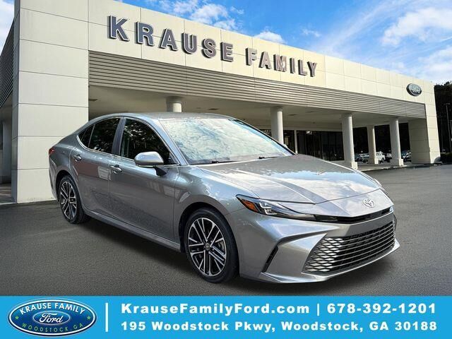 2025 Toyota Camry XLE