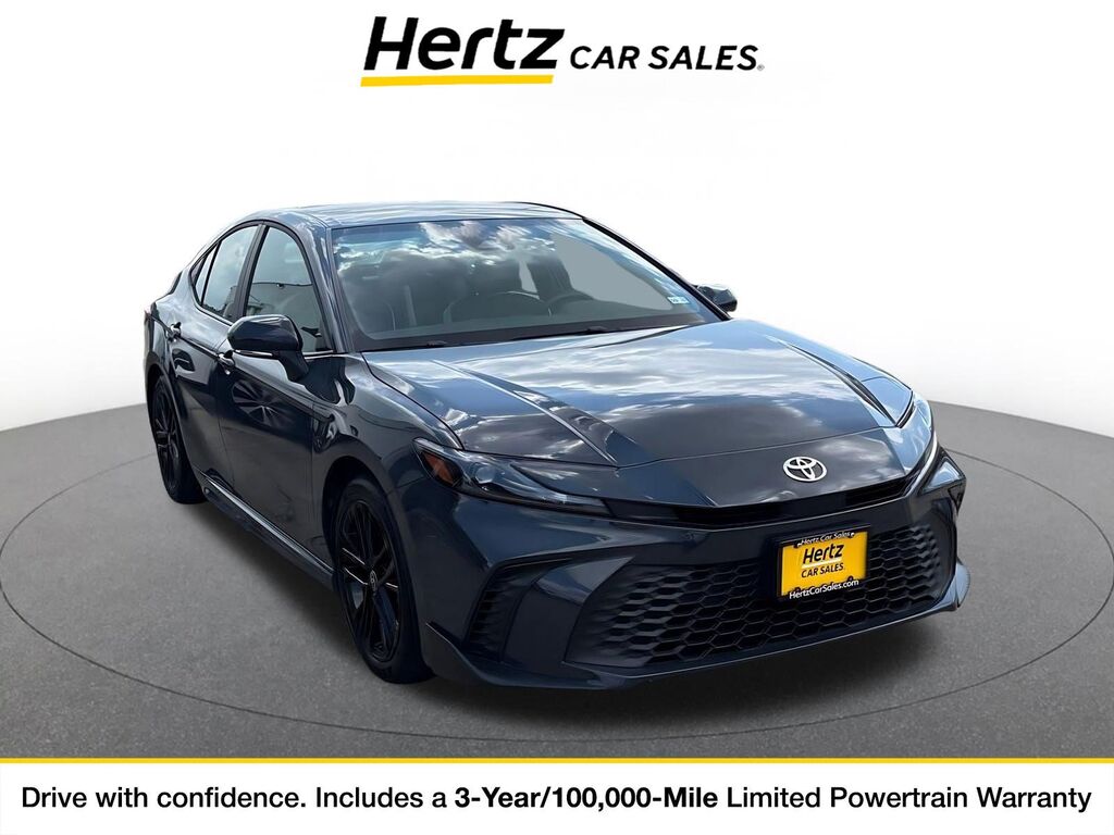 2026 Toyota Camry LE — photo 1 of 11