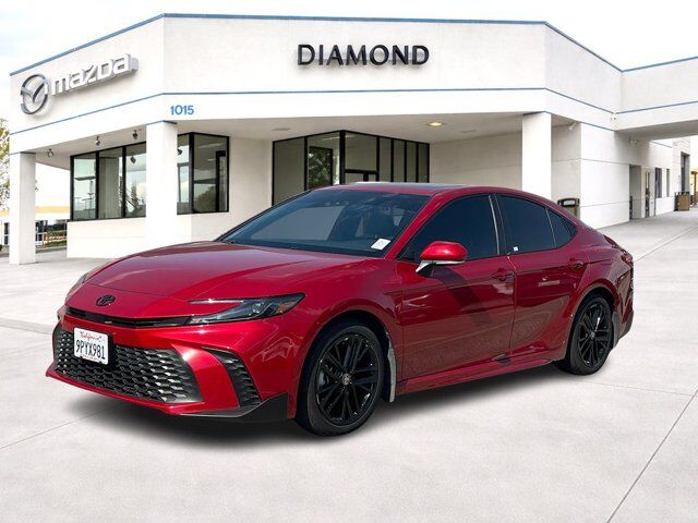 2025 Toyota Camry — photo 1 of 1