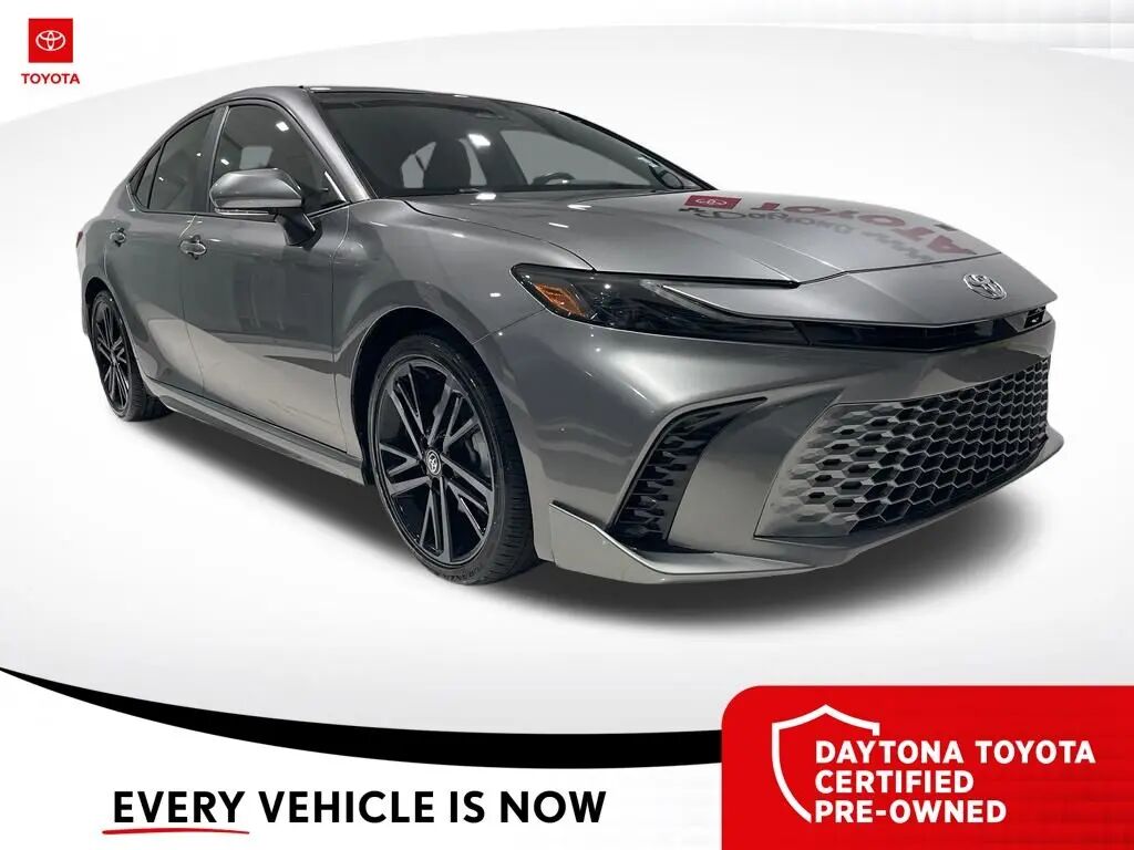 2025 Toyota Camry XSE — photo 1 of 13