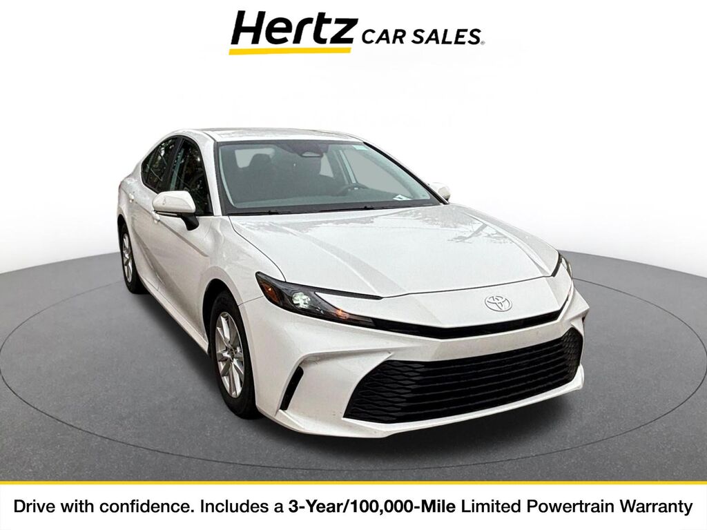 2026 Toyota Camry LE — photo 1 of 1